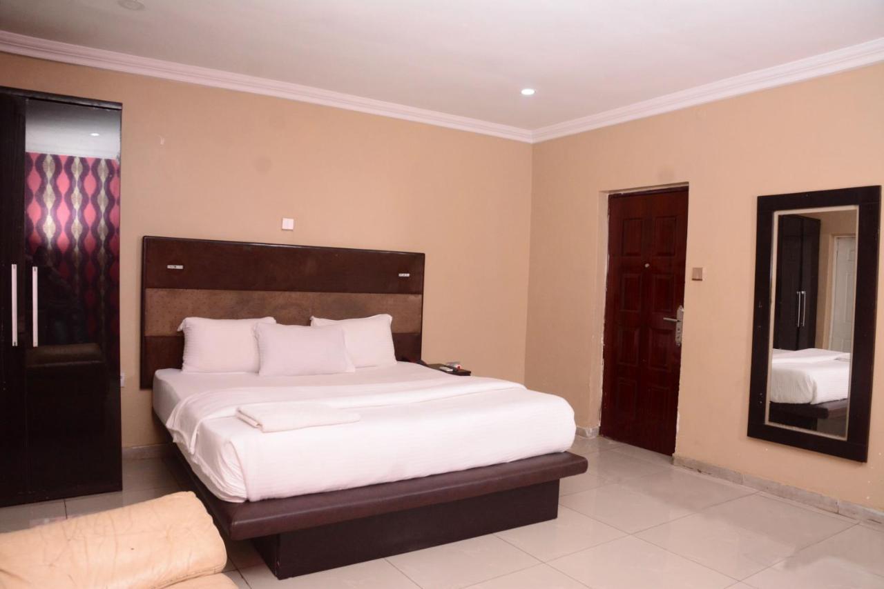 Connecting Lagos Suites المظهر الخارجي الصورة